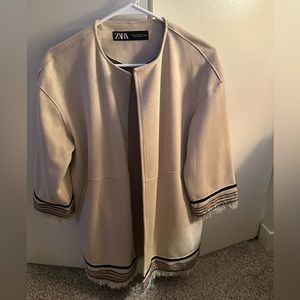 Oversized shacket, perfect condition, only worn a few times.